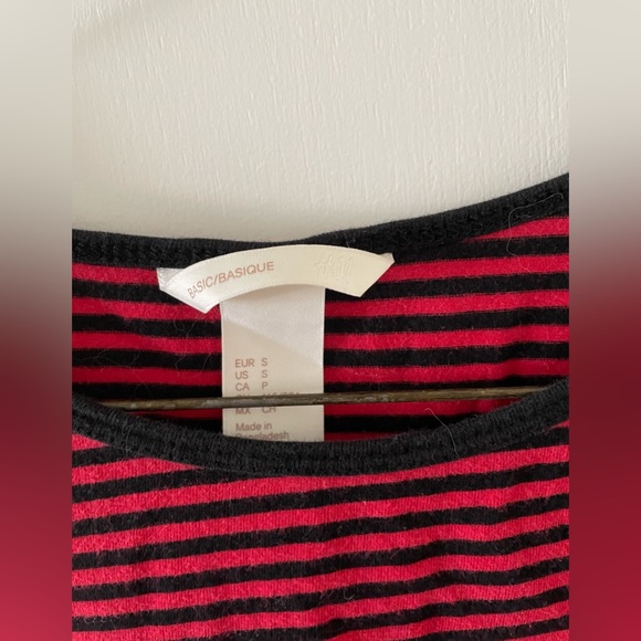 Black and red striped H&M Long Sleeve Shirt - Picture 2 of 4